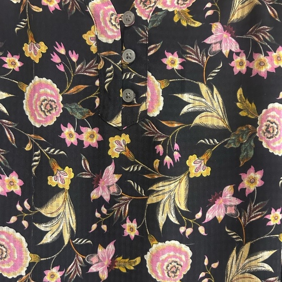 LOFT Women’s Black Blouse with Pink Yellow Floral Pattern Ruffle Trim Sz. Medium - Picture 6 of 9
